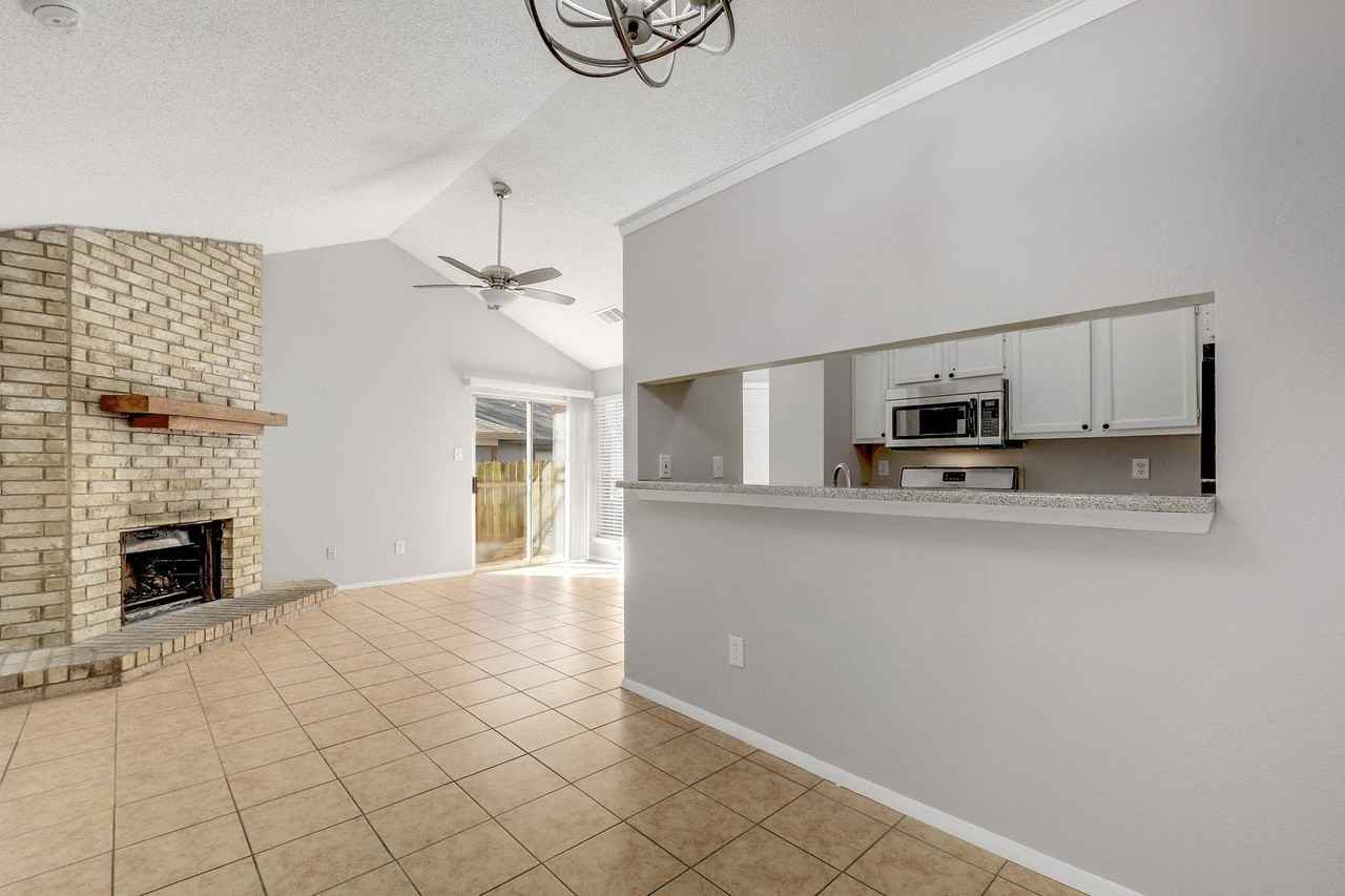 12207 Alderbrook Dr #A - Photo 6 of 20