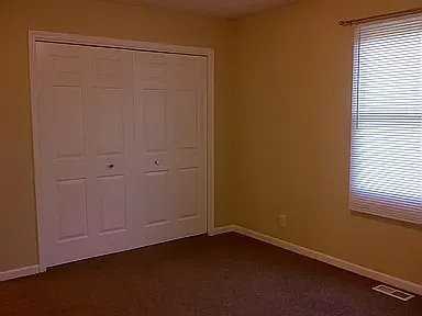 9644 Meadowland Ct - Photo 6 of 13
