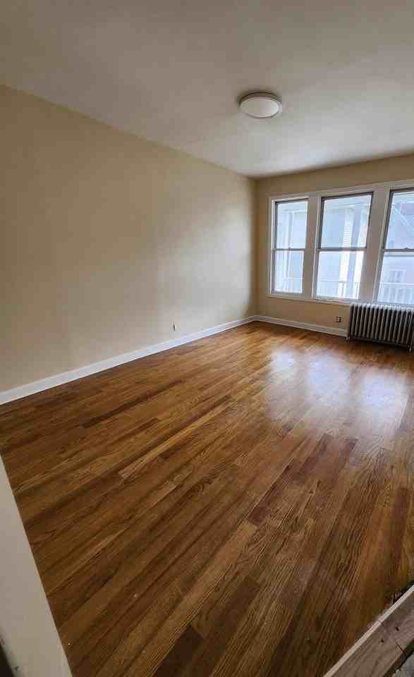 679 E 241st St #2 - Photo 3 of 8