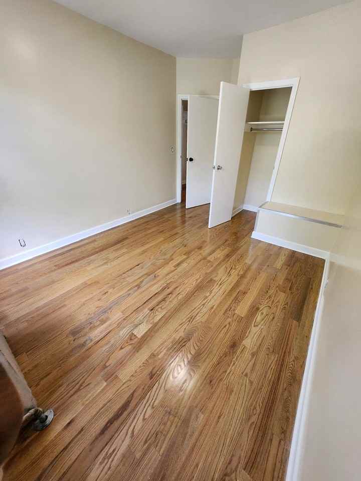 679 E 241st St #2 - Photo 5 of 8
