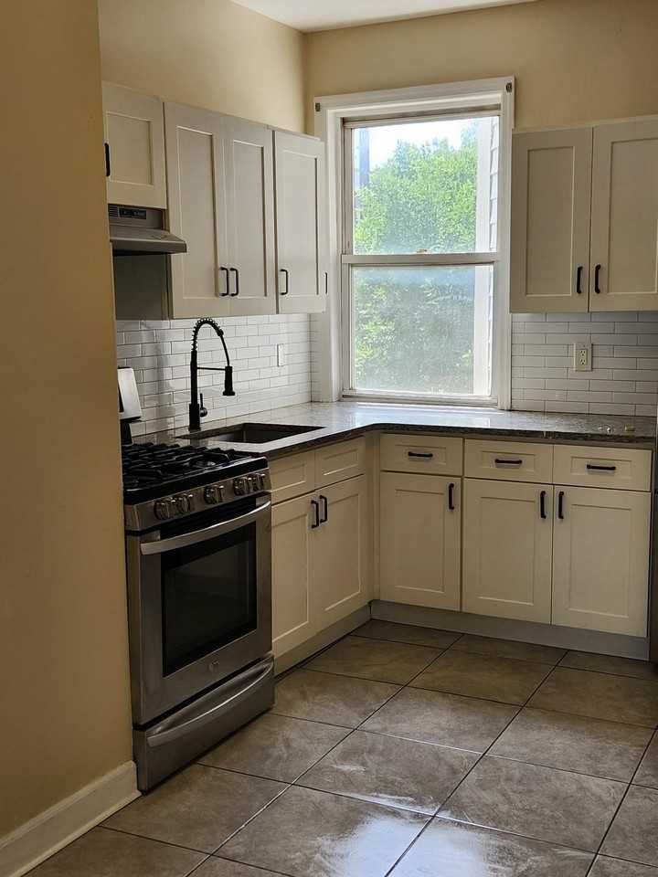 679 E 241st St #2 - Photo 6 of 8