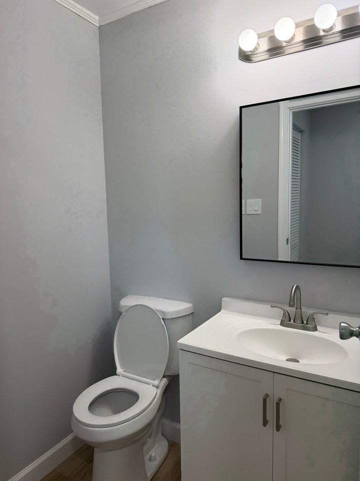 601 Colonial Ave - Photo 4 of 20
