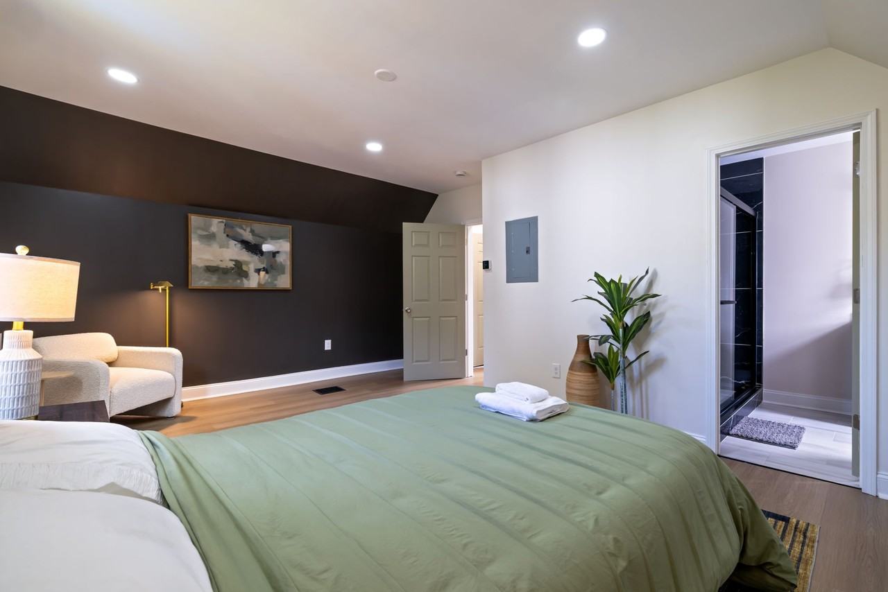 845 Chislett St #3 - Photo 4 of 14