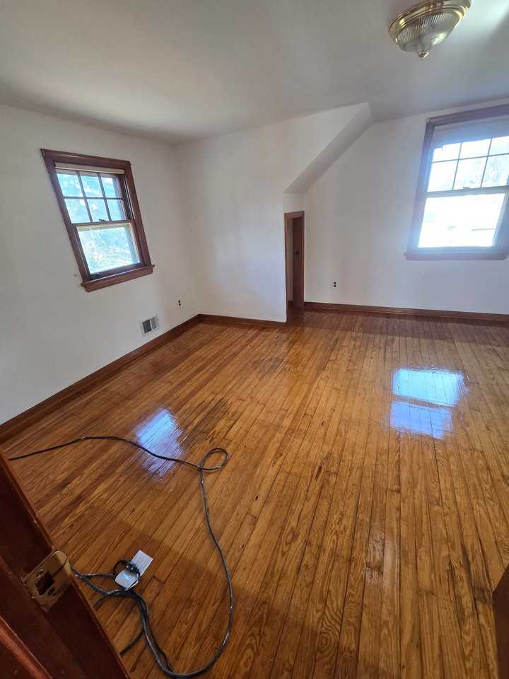 1712 Kenyon Ave - Photo 5 of 29