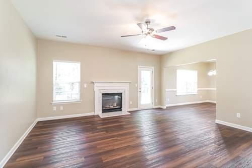 2607 Hartley Hills Dr - Photo 2 of 9