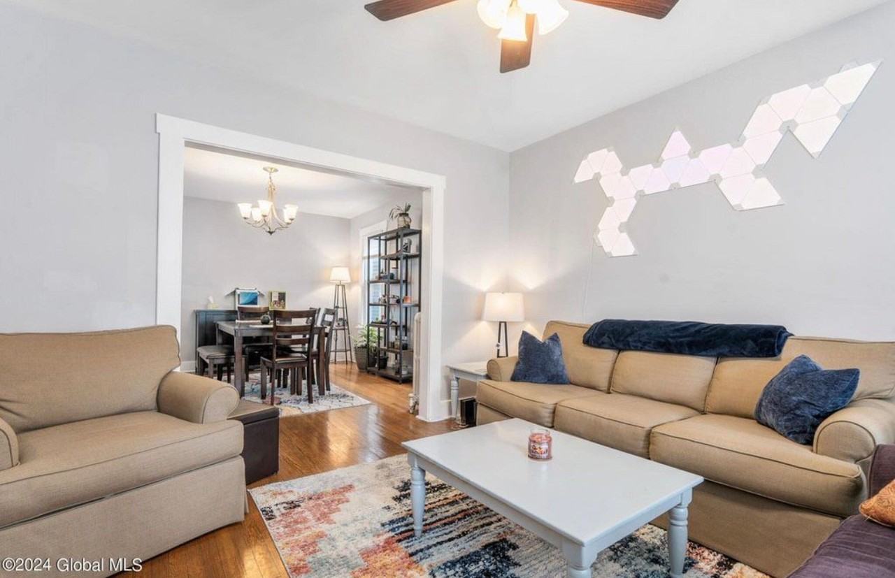 115 Woodlawn Ave #1 - Photo 4 of 20
