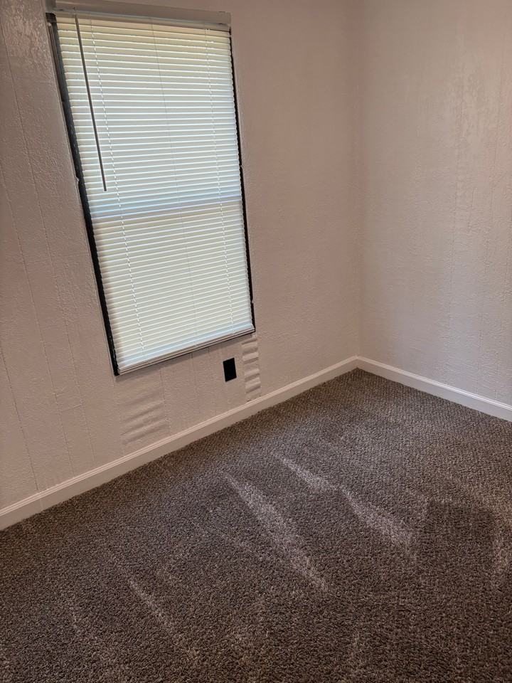 160 Ora Vounty Park Road - Photo 3 of 16