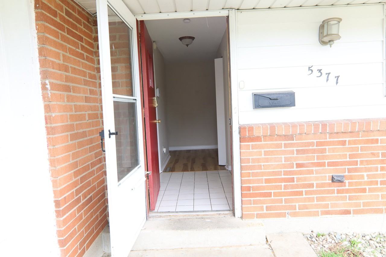 5377 Flotron Dr - Photo 2 of 20