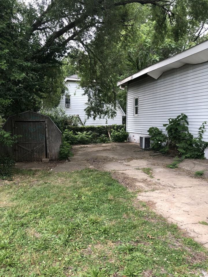 1283 S Illinois St - Photo 2 of 19