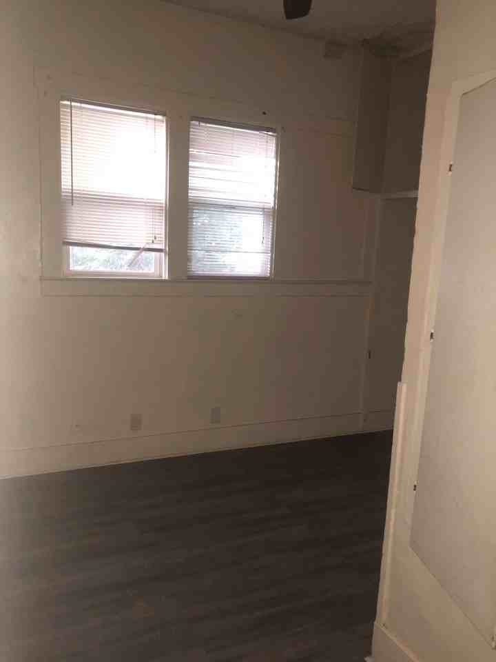 1283 S Illinois St - Photo 7 of 19