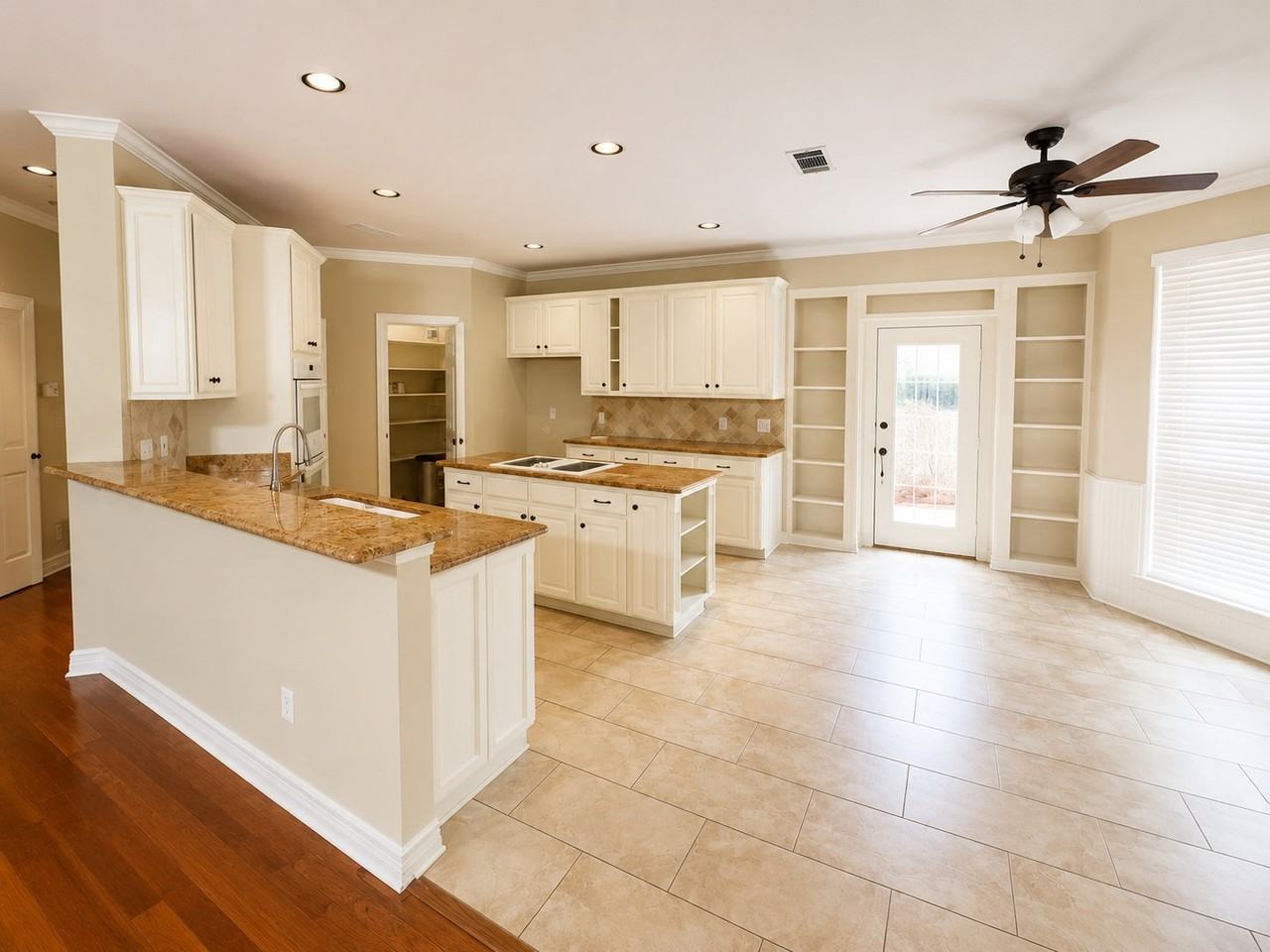 6005 Wallace Meadows Ct - Photo 4 of 18