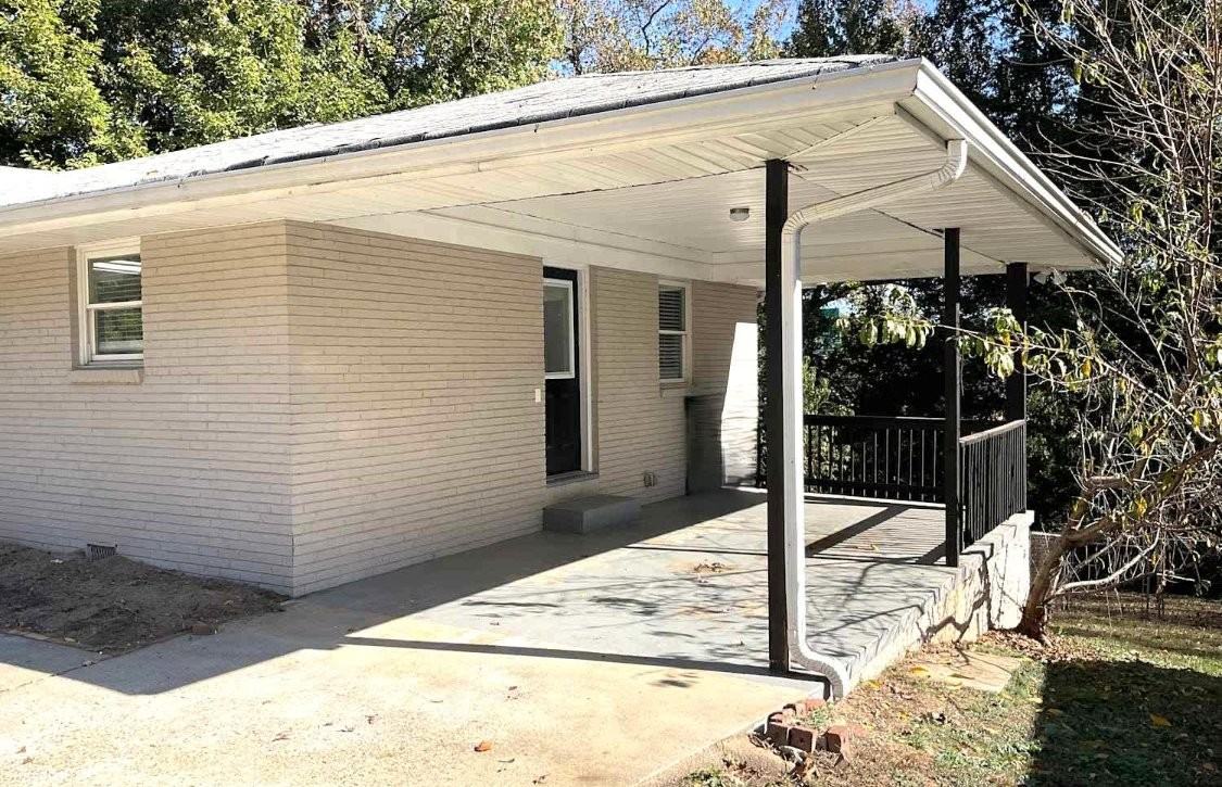2138 Springfield Rd - Photo 2 of 15