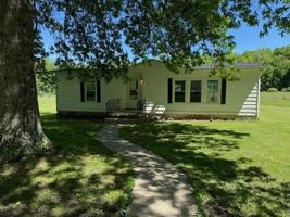 featured image of 18 Oak Dr