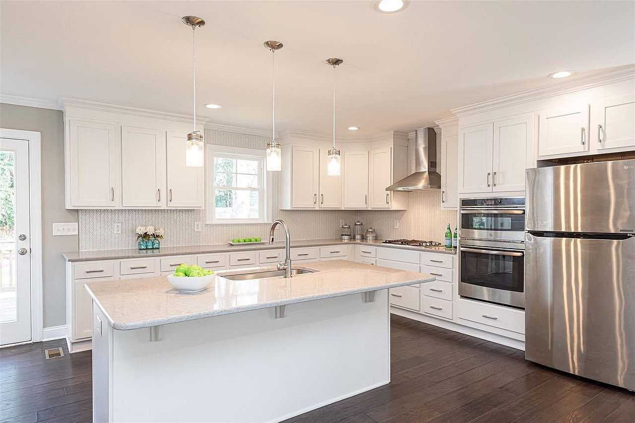 611 Glascock St - Photo 4 of 8