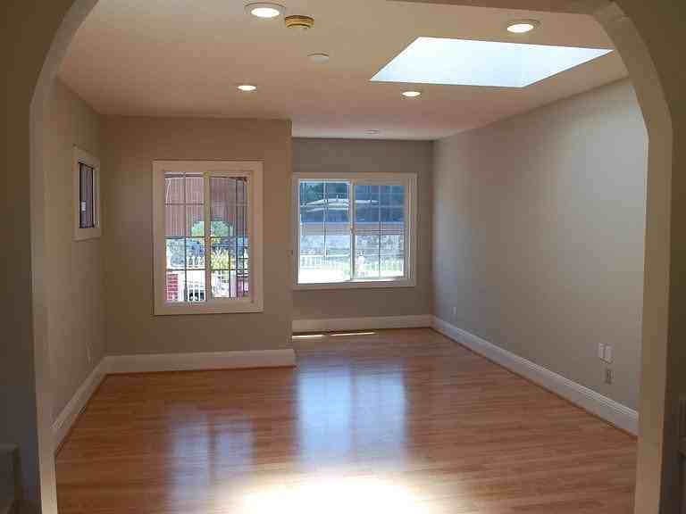 3207 Boston Ave - Photo 3 of 8