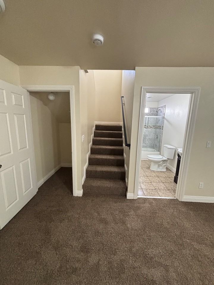 149 East 109th Place - Photo 6 of 21