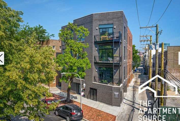 1052 W Cornelia Ave #4 - Photo 3 of 8