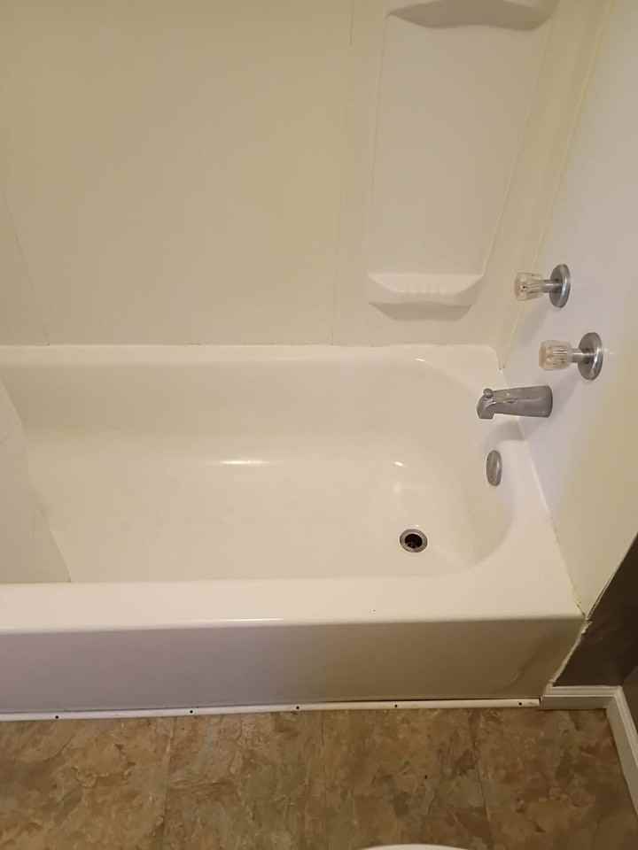 1606 Poplar St #1 - Photo 7 of 11