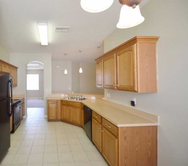 12125 12125 Fall Creek Ct - Photo 3 of 6