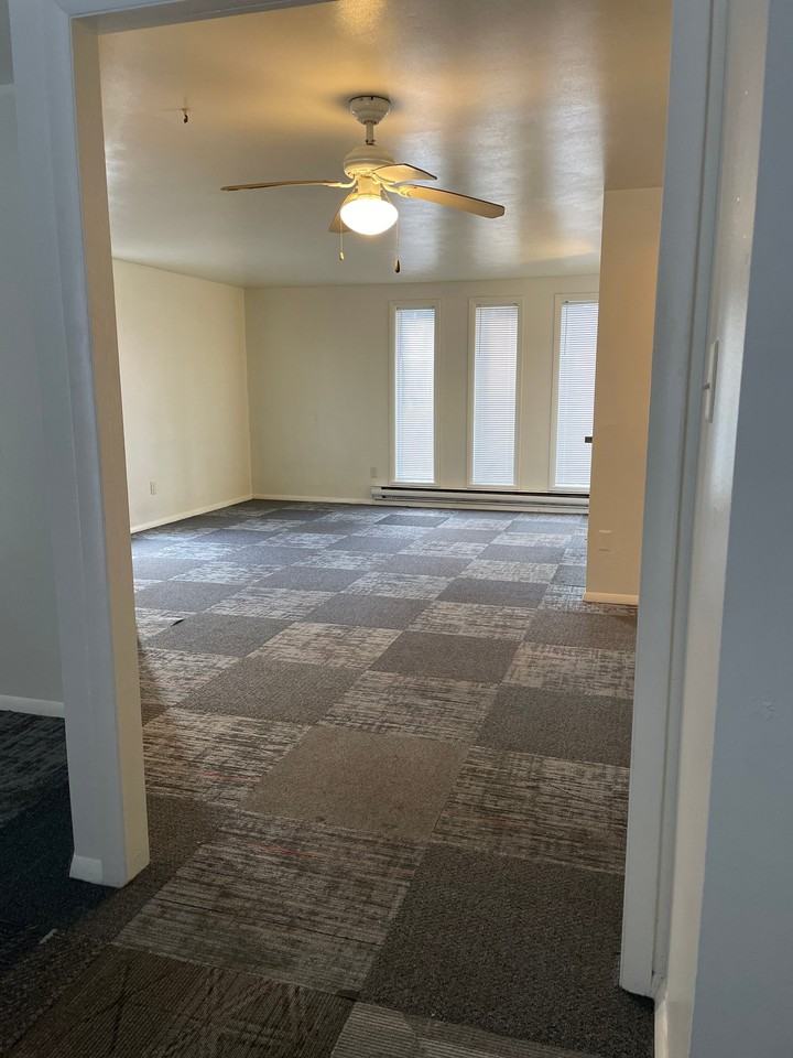 5012 Old Maysville Rd - Photo 3 of 6