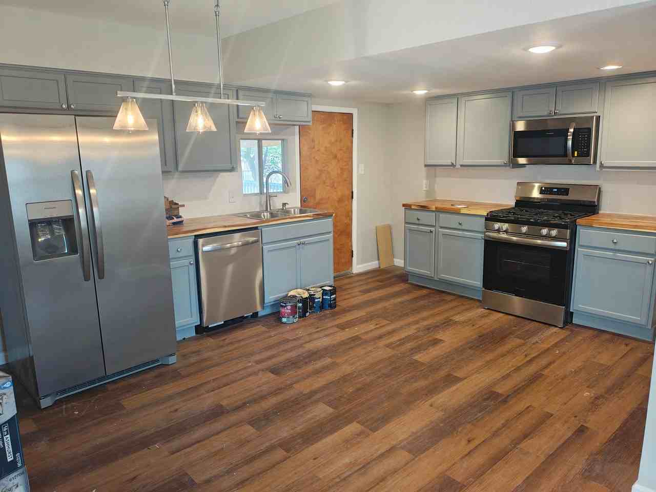 722 Pennystone Ave - Photo 3 of 14