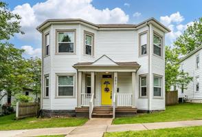 featured image of 301 S 5th St