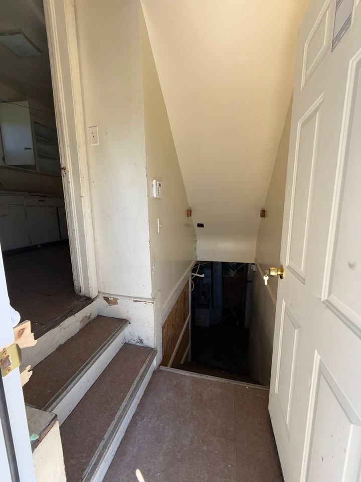 3501 Milbourne Ave - Photo 5 of 20