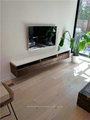 2557 Dundas Street West #1 - Photo 7 of 18