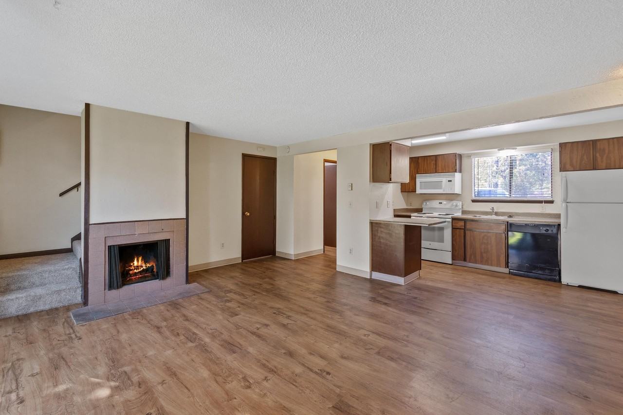 815 W Bellwood Dr #45 - Photo 6 of 12