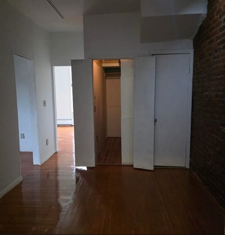 34 Grant St #1 - Photo 5 of 14