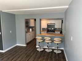 featured image of 4 Meadow St