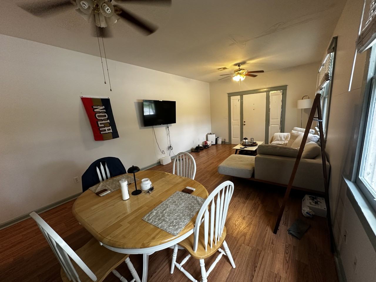 4535 S Derbigny St #NA - Photo 4 of 20
