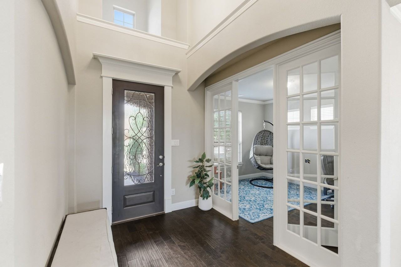 7452 Reverchon Dr #NA - Photo 4 of 46
