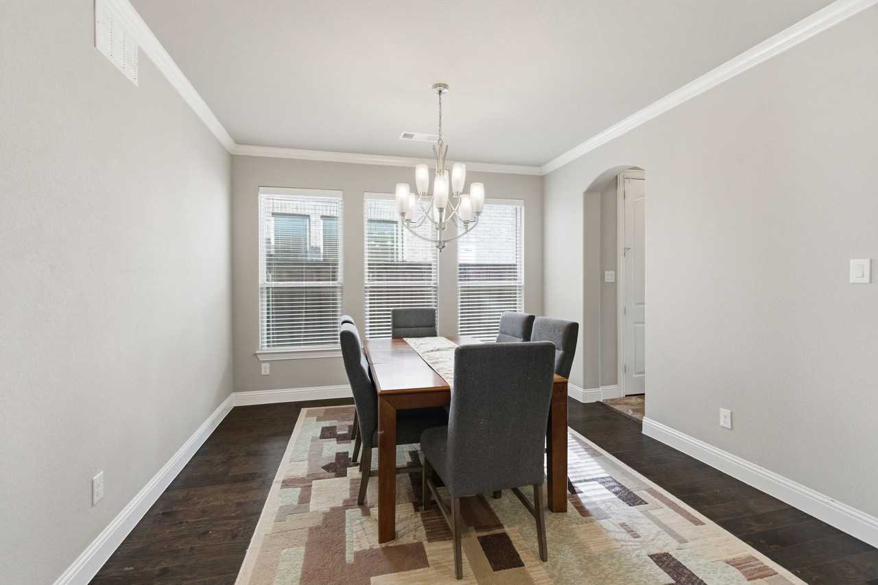 7452 Reverchon Dr #NA - Photo 6 of 46