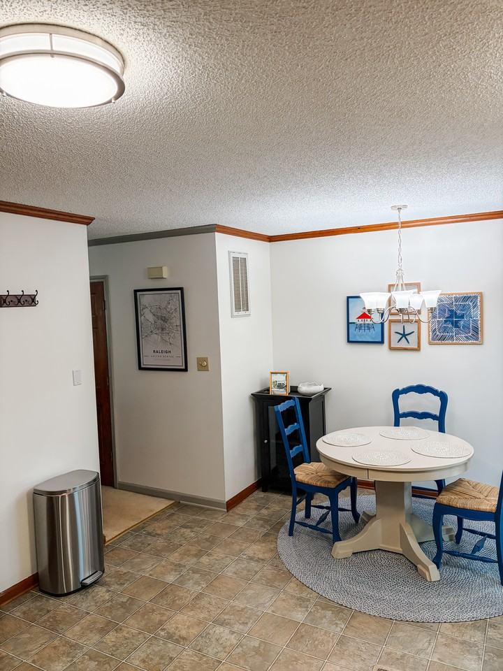 6530 Thetford Ct #NA - Photo 6 of 16