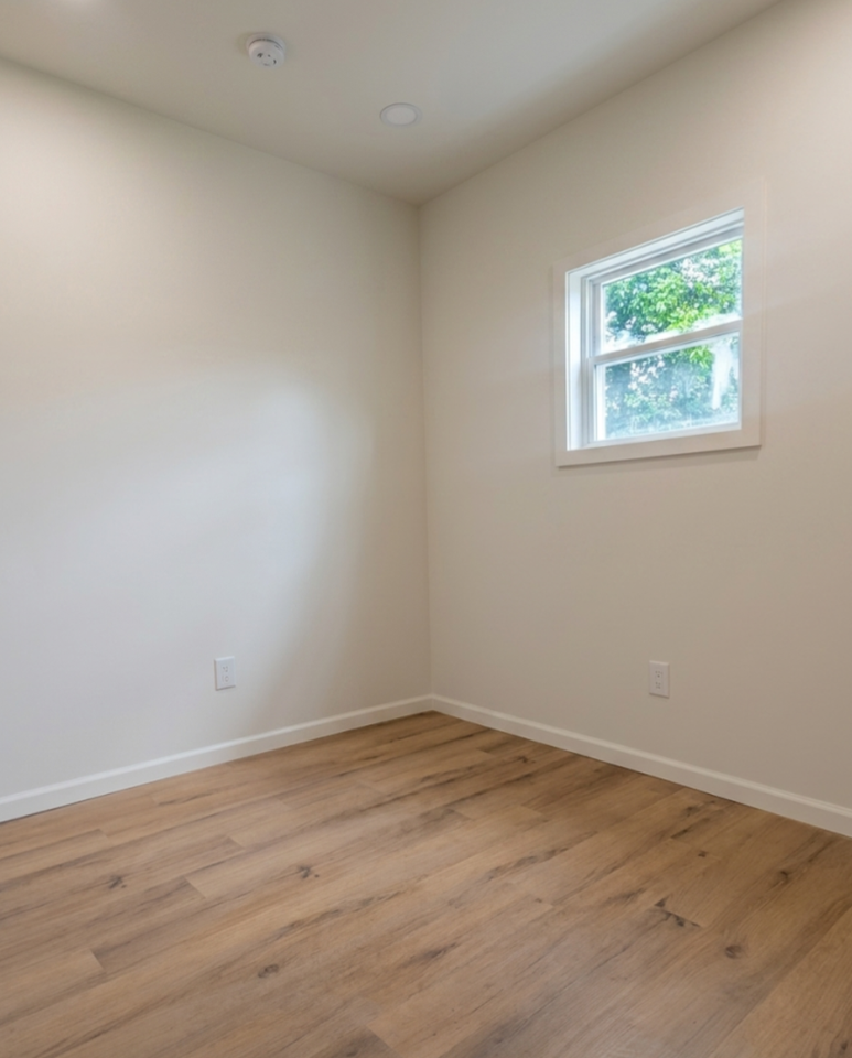 331 Yale Ave #NA - Photo 3 of 8