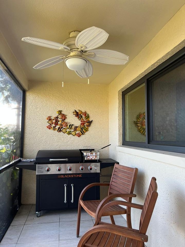 648 Yardarm Dr - Photo 3 of 13