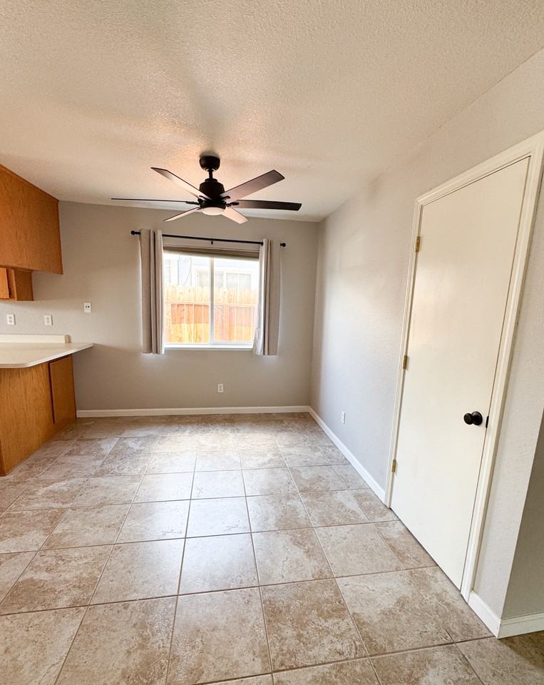 4108 Oak Ct #NA - Photo 4 of 25