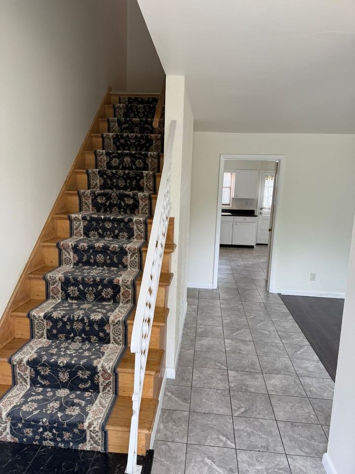 Spacious 3 Bedroom 2 Bath Townhome with Garage Available Now – Great Location! - Photo 2 of 20