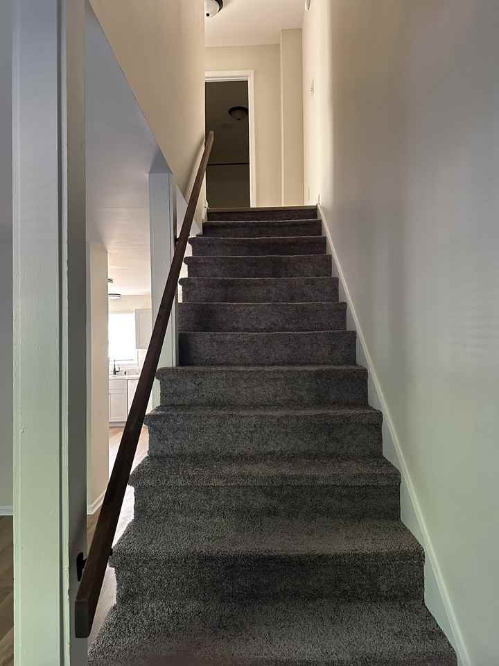 119 W 15th St #119 - Photo 6 of 11