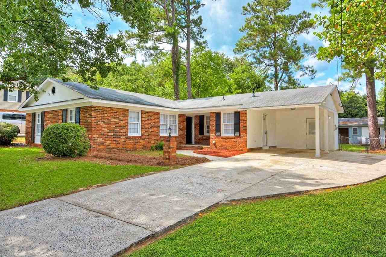 3590 Westhampton Dr - Photo 6 of 32