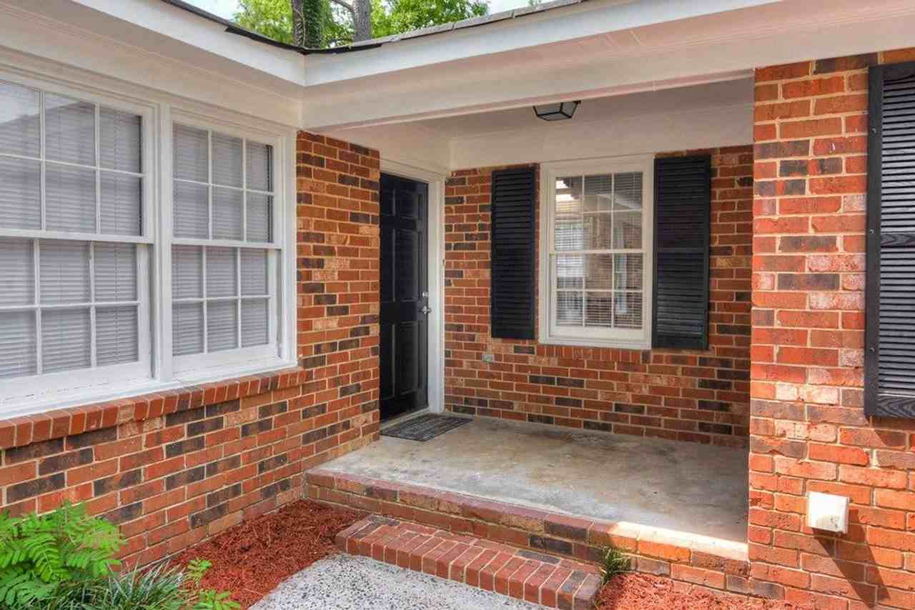 3590 Westhampton Dr - Photo 7 of 32