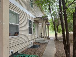 featured image of 1135 S Navajo St