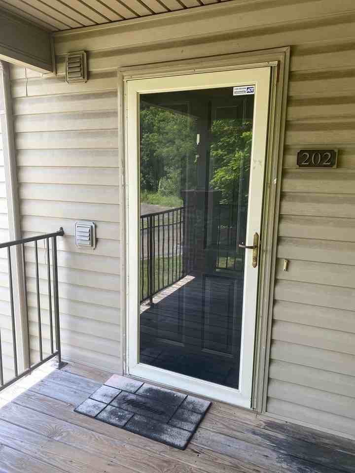 7300 Saint Andrews Woods Cir - Photo 5 of 30