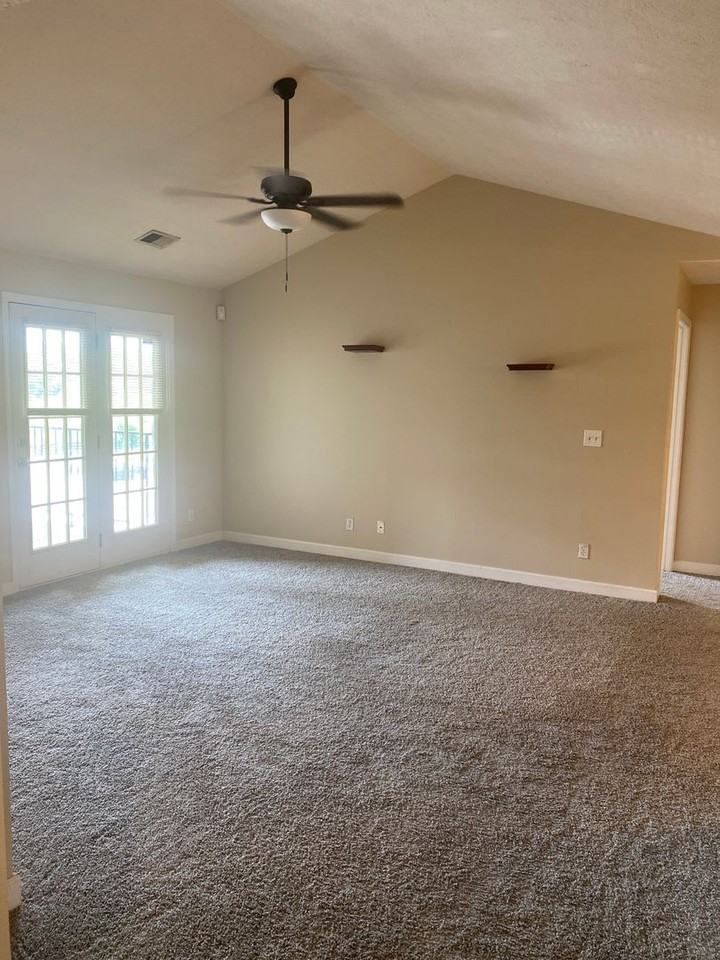 7300 Saint Andrews Woods Cir - Photo 7 of 30