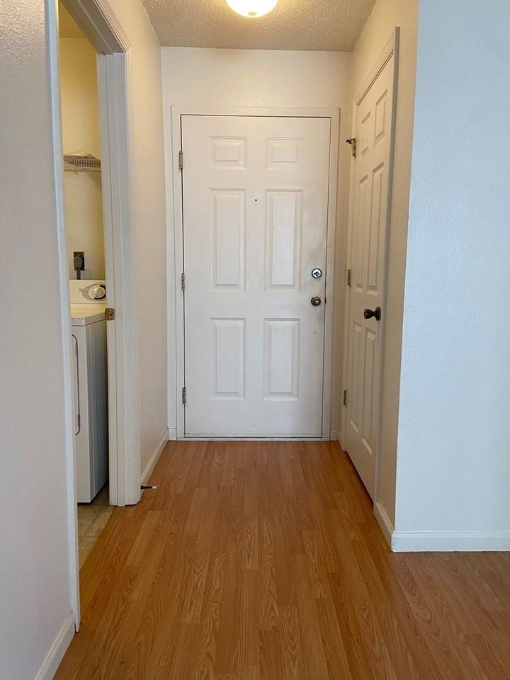 135 Vixen Cir Apt K - Photo 7 of 30