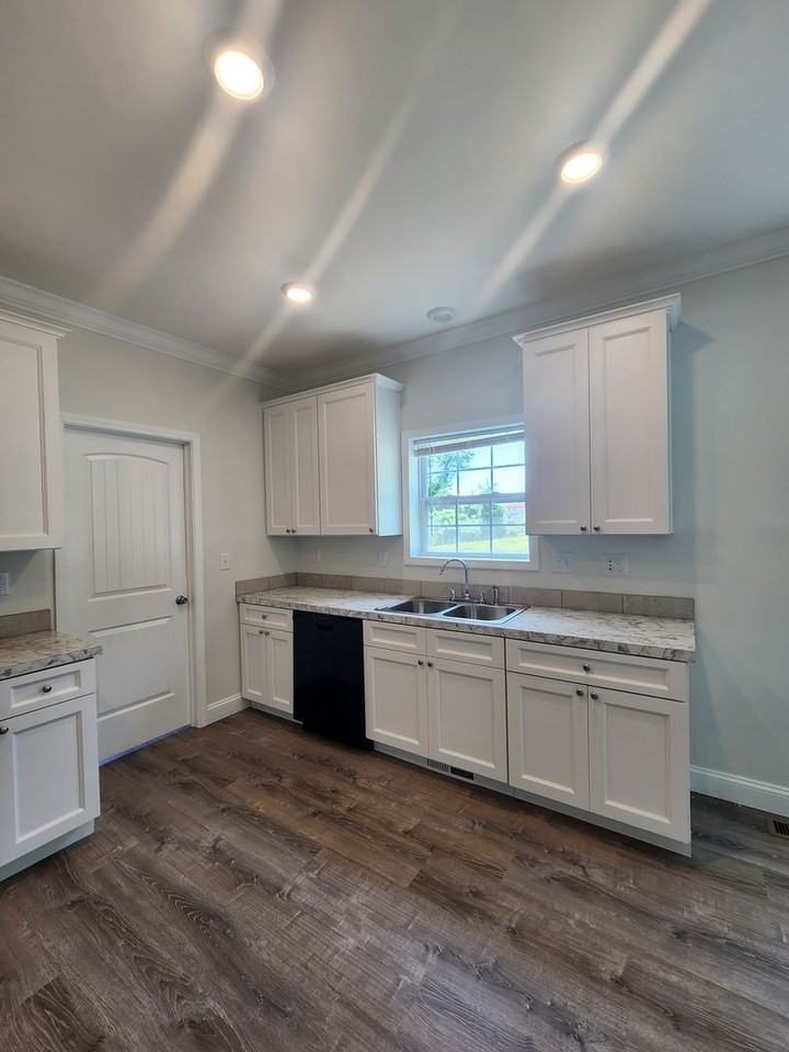 68 Brevard Knoll Dr - Photo 7 of 21