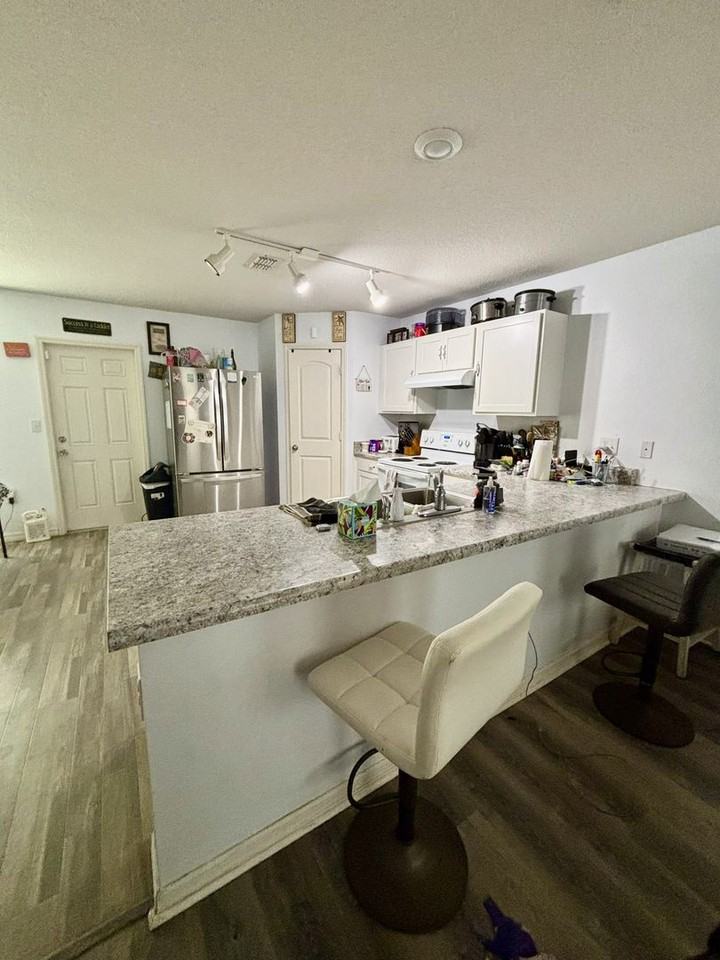204 Gladiola Ct - Photo 5 of 22