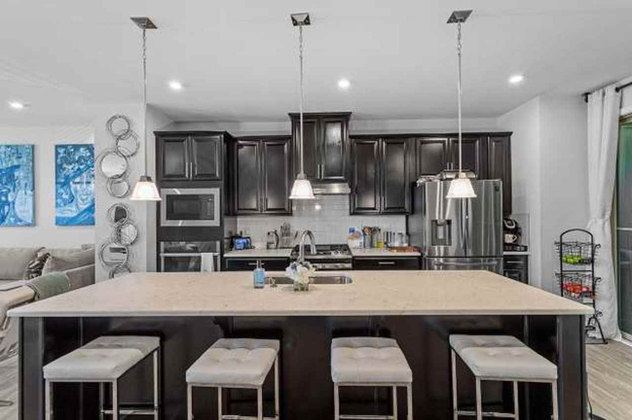 934 Channing Park Cir - Photo 3 of 30