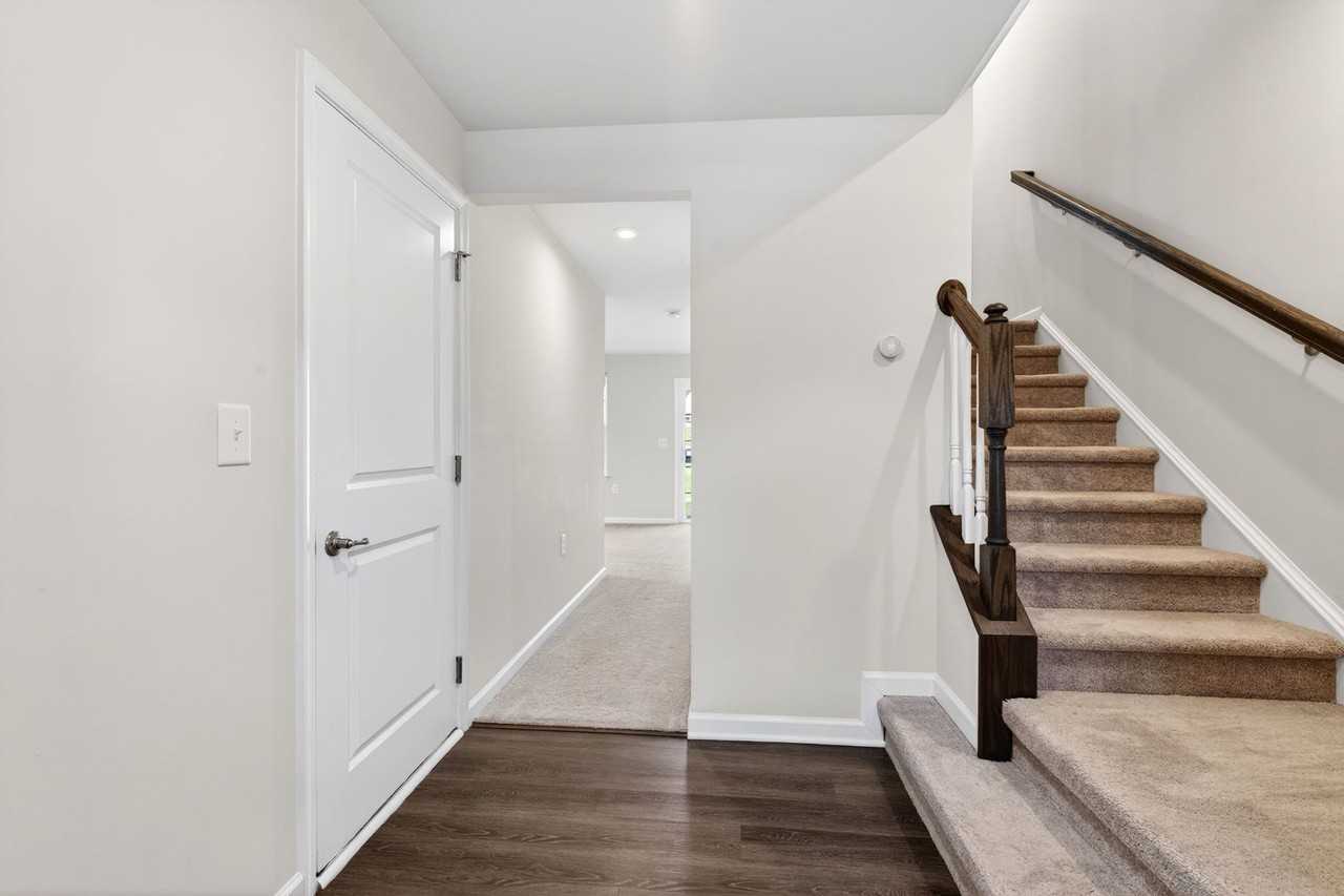 1232 Lizer Rd - Photo 5 of 50
